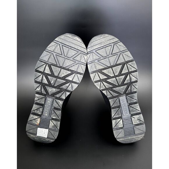 SKECHERS WOMEN'S MILLION AIR - ELEVATED AIR BLACK TRAINERS US Sz 8.5 - Picture 5 of 12